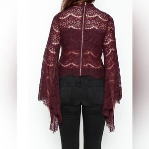 Gilbert Do+be Plum Bell Plum Sheer Sleeve Lace Top